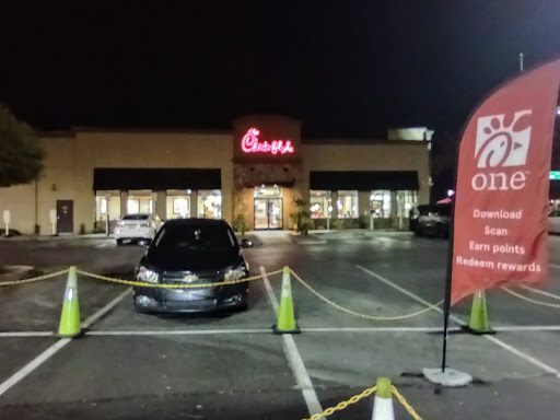 Fast Food Restaurant «Chick-fil-A», reviews and photos, 2533 S Market St, Gilbert, AZ 85295, USA