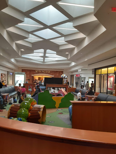 Shopping Mall «Briarwood Mall», reviews and photos, 100 Briarwood Cir, Ann Arbor, MI 48108, USA