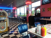 Atmosphère du Restaurant américain Memphis Barentin - Restaurant Diner - n°19