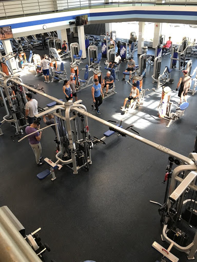 Health Club «Crunch - Tampa Palms», reviews and photos, 15313 Amberly Dr, Tampa, FL 33647, USA