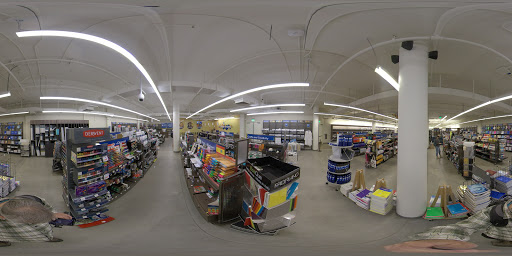 Book Store «UC Davis Stores», reviews and photos, 1 Shields Ave, Davis, CA 95616, USA