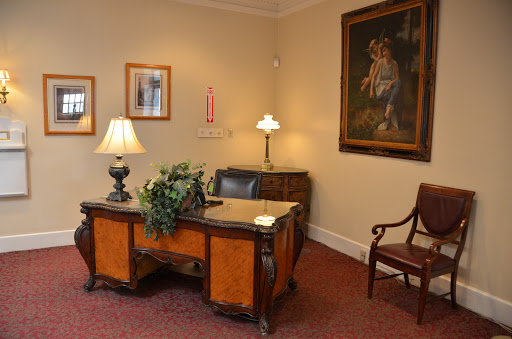 Funeral Home «Phillips-Robinson Funeral Home», reviews and photos, 2707 Gallatin Pike, Nashville, TN 37216, USA