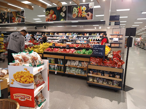 Department Store «Target», reviews and photos, 12471 Limonite Ave, Mira Loma, CA 91752, USA