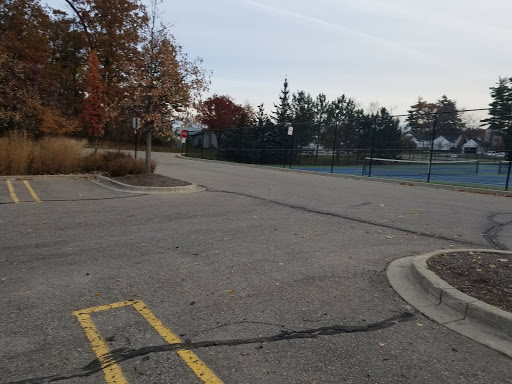 Community Center «City of Auburn Hills Community Center», reviews and photos, 1827 N Squirrel Rd, Auburn Hills, MI 48326, USA