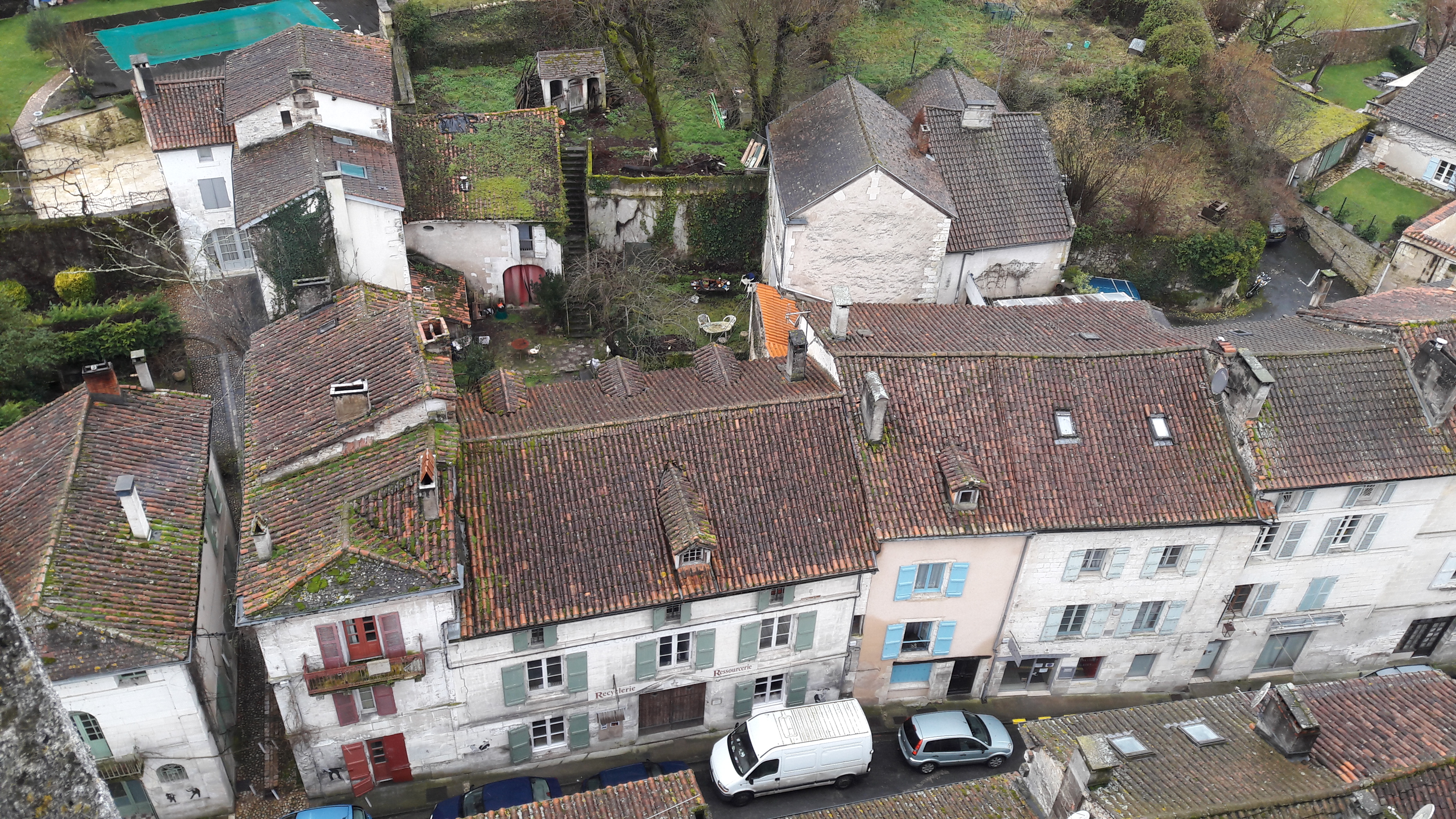 Photo n° 23 de l'avis de PolAlex.e fait le 22/02/2018 à 07:40