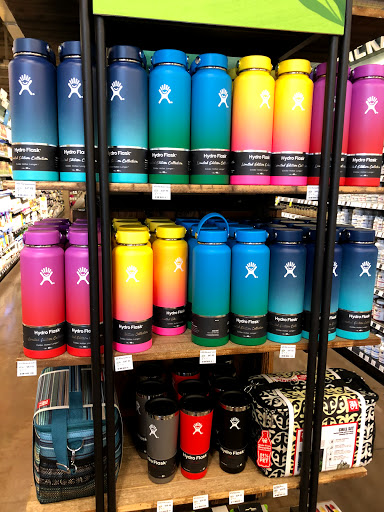 Grocery Store «Whole Foods Market», reviews and photos, 415 Newport Center Dr, Newport Beach, CA 92660, USA