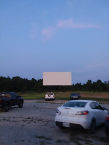 Drive-in Movie Theater «Birdsong Drive-In Theater», reviews and photos, 907 Shiloh Church Rd, Camden, TN 38320, USA