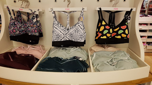 Stores to buy women's underwear Toronto