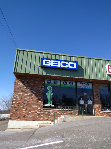 GEICO Insurance Agent, 2315 Berlin Turnpike, Newington, CT 06111, Insurance Agency