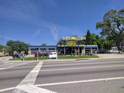 Auto Repair Shop «Huff Muffler of Brandon, LLC.», reviews and photos, 702 E Brandon Blvd, Brandon, FL 33511, USA