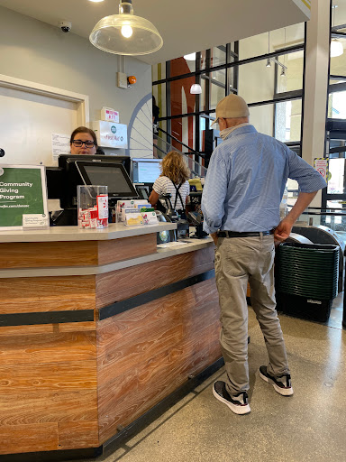 Grocery Store «Whole Foods Market», reviews and photos, 6701 Red Rd, Coral Gables, FL 33143, USA