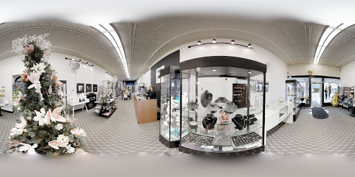 Clothing Store «PeachTree», reviews and photos, 129 W Columbus Ave, Bellefontaine, OH 43311, USA