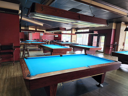 Bar & Grill «Blue Fox Billiards Bar & Grill», reviews and photos, 1160 Millwood Pike, Winchester, VA 22602, USA