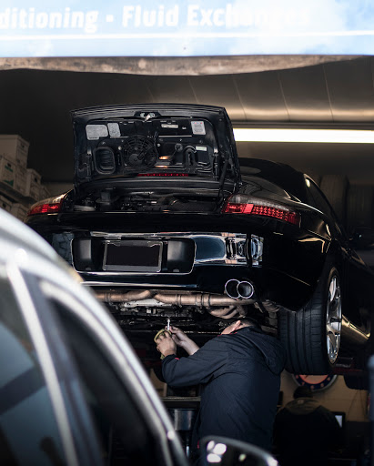 Auto Repair Shop «26th Street Auto Center», reviews and photos, 13060 San Vicente Blvd, Los Angeles, CA 90049, USA