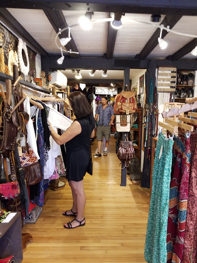 Boutique «Floating Lotus», reviews and photos, 27 Bearskin Neck, Rockport, MA 01966, USA