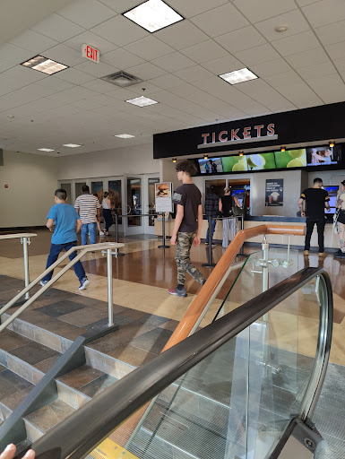 Shopping Mall «The Shops at West End», reviews and photos, 1621 West End Blvd, St Louis Park, MN 55416, USA