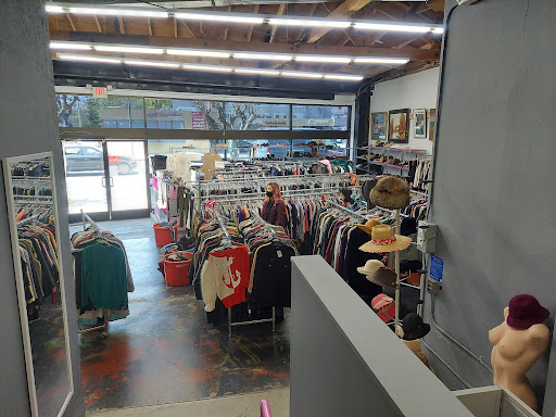 Thrift Store «BTS Thrift Boutique», reviews and photos, 10409 Washington Blvd, Culver City, CA 90232, USA