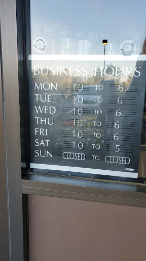 Pet Supply Store «Healthy Pet West Linn», reviews and photos, 19137 Willamette Dr, West Linn, OR 97068, USA