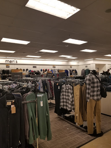 Department Store «Nordstrom Rack Downtown DC», reviews and photos, 1800 L St NW, Washington, DC 20036, USA