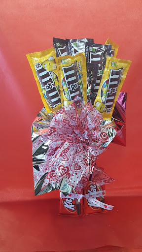 Florist «Alluring Floral and Event Planning», reviews and photos, 4475 Richfield Rd, Flint, MI 48506, USA