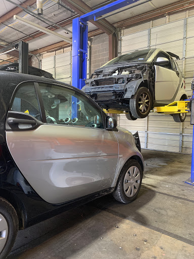 Auto Repair Shop «Dallas European Auto», reviews and photos, 605 Digital Dr, Plano, TX 75075, USA