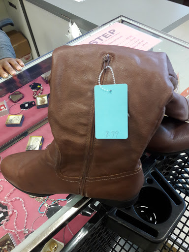 Thrift Store «Step Thrift Store», reviews and photos, 23830 Ford Rd, Dearborn Heights, MI 48127, USA