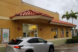 Pollo Tropical image