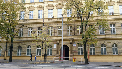 Základní škola a Střední škola, Praha 2, Vinohradská 54