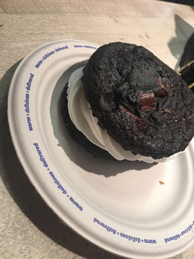 Cookie Shop «Insomnia Cookies», reviews and photos, 1227 Washington Ave, Miami Beach, FL 33139, USA