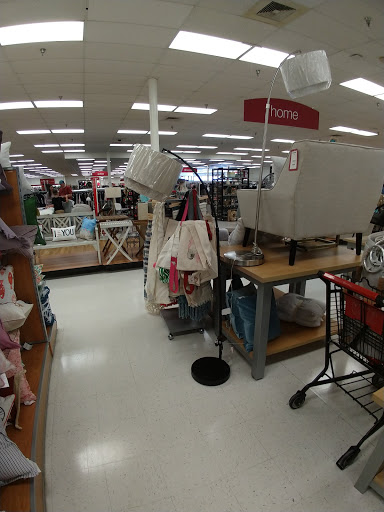 Department Store «HomeGoods», reviews and photos, 2200 Hamilton Pl Blvd, Chattanooga, TN 37421, USA