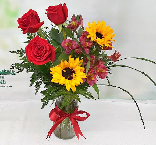 Florist «Fiesta Flowers, Plants & Gifts», reviews and photos, 744 W Elliot Rd #103, Tempe, AZ 85284, USA