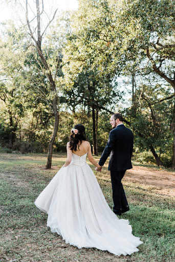 Bridal Shop «Belle Saison Bridal», reviews and photos, 2203 W Anderson Ln, Austin, TX 78757, USA