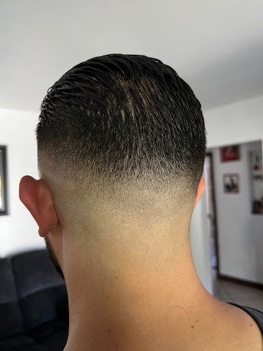 Barber Shop «Azteca Barber Shop», reviews and photos, 3943 Tweedy Blvd, South Gate, CA 90280, USA