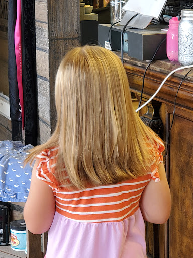 Beauty Salon «Cutting Edge Hair Salon», reviews and photos, 1107 3rd St SW #5, Winter Haven, FL 33880, USA