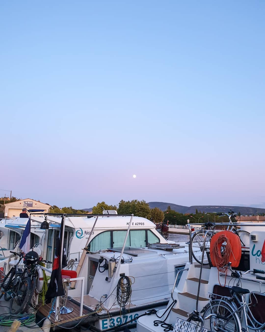 Photo n° 1 de l'avis de Álvaro.e fait le 15/08/2019 à 21:49