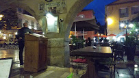 Atmosphère du Restaurant de spécialités provençales Auberge Provençale à Valbonne - n°3