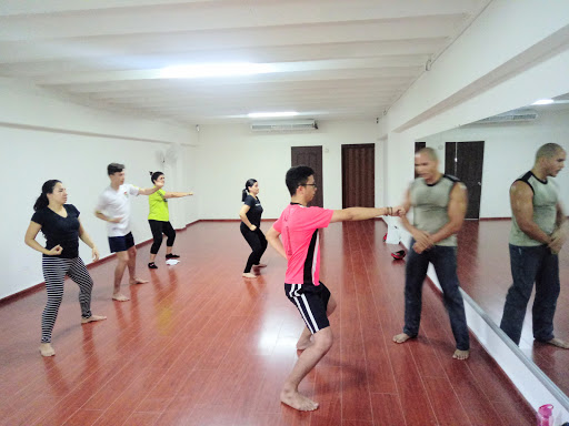 Clases sevillanas Panamá