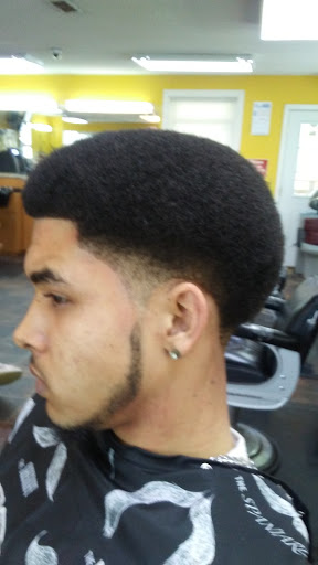 Barber Shop «Styles & Cuts Barber & Beauty», reviews and photos, 214 Tiny Town Rd, Clarksville, TN 37042, USA