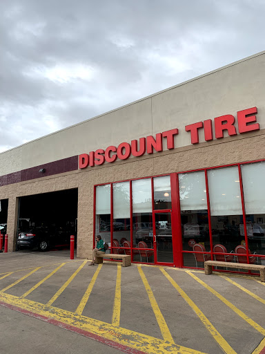 Discount Tire Store - Dallas, TX, 2976 Forest Ln, Dallas, TX 75234, USA, 