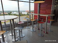 Atmosphère du Restaurant KFC Poitiers Futuroscope à Chasseneuil-du-Poitou - n°10