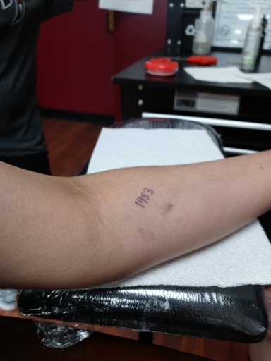 Tattoo and Piercing Shop «Hollywood Ink Tattoos», reviews and photos, 3501 S Tryon St, Charlotte, NC 28217, USA