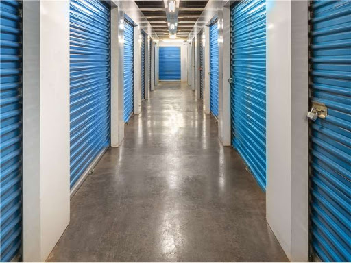 Storage Facility «Extra Space Storage», reviews and photos, 5525 W Roosevelt Rd, Cicero, IL 60804, USA