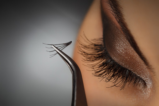 Shubh Beauty Threding & Eyelash Extension Salon