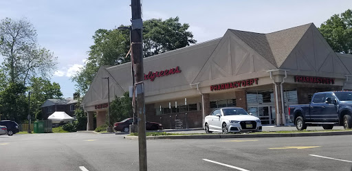 Walgreens, 593 Market St, Elmwood Park, NJ 07407, USA, 