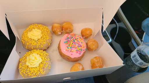 Donut Shop «Yummy Donuts», reviews and photos, 4355 Lovers Ln, Dallas, TX 75225, USA