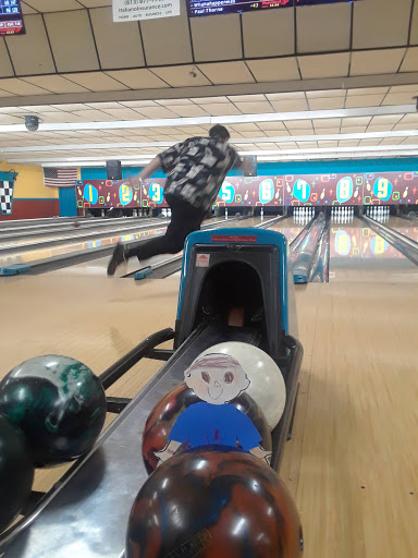 Bowling Alley «Pinarama Bowling», reviews and photos, 5008 S Dale Mabry Hwy, Tampa, FL 33611, USA