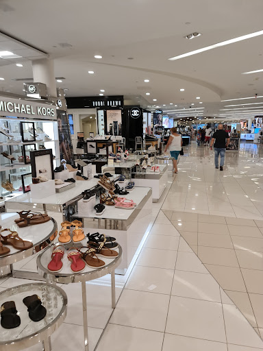 Shopping Mall «Dadeland Mall», reviews and photos, 7535 N Kendall Dr, Miami, FL 33156, USA