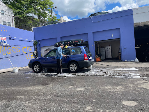 Amigos Car Wash en Washington