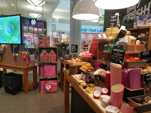 Cosmetics Store «Lush Cosmetics», reviews and photos, 429 Stanton Christiana Rd, Newark, DE 19702, USA