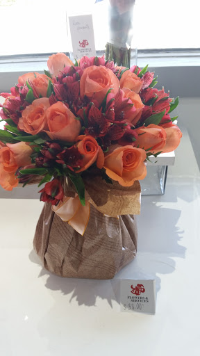 Florist «Flowers and Services», reviews and photos, 13750 Biscayne Blvd, North Miami Beach, FL 33181, USA
